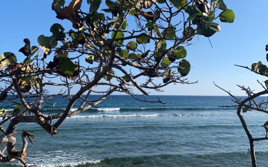 OCEANFRONT LAND, LITTLE CAYMAN