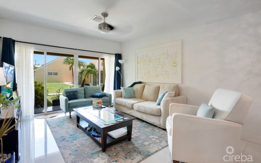 OCEAN CLUB 2 BED 2.5 BATH MODERN TOWN HOUSE